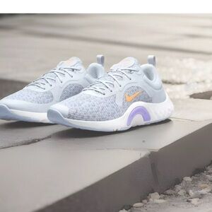NIKE RENEW IN-SEASON TR 11-PURE PLATINUM/ATOMIC ORANGE-LILAC Size 12